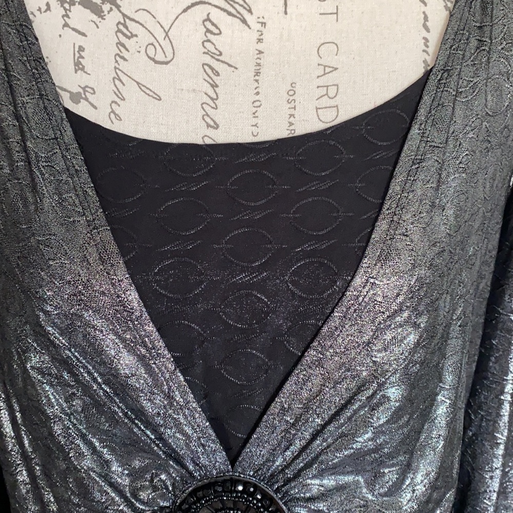 Silver tunic - Picture 9 of 12